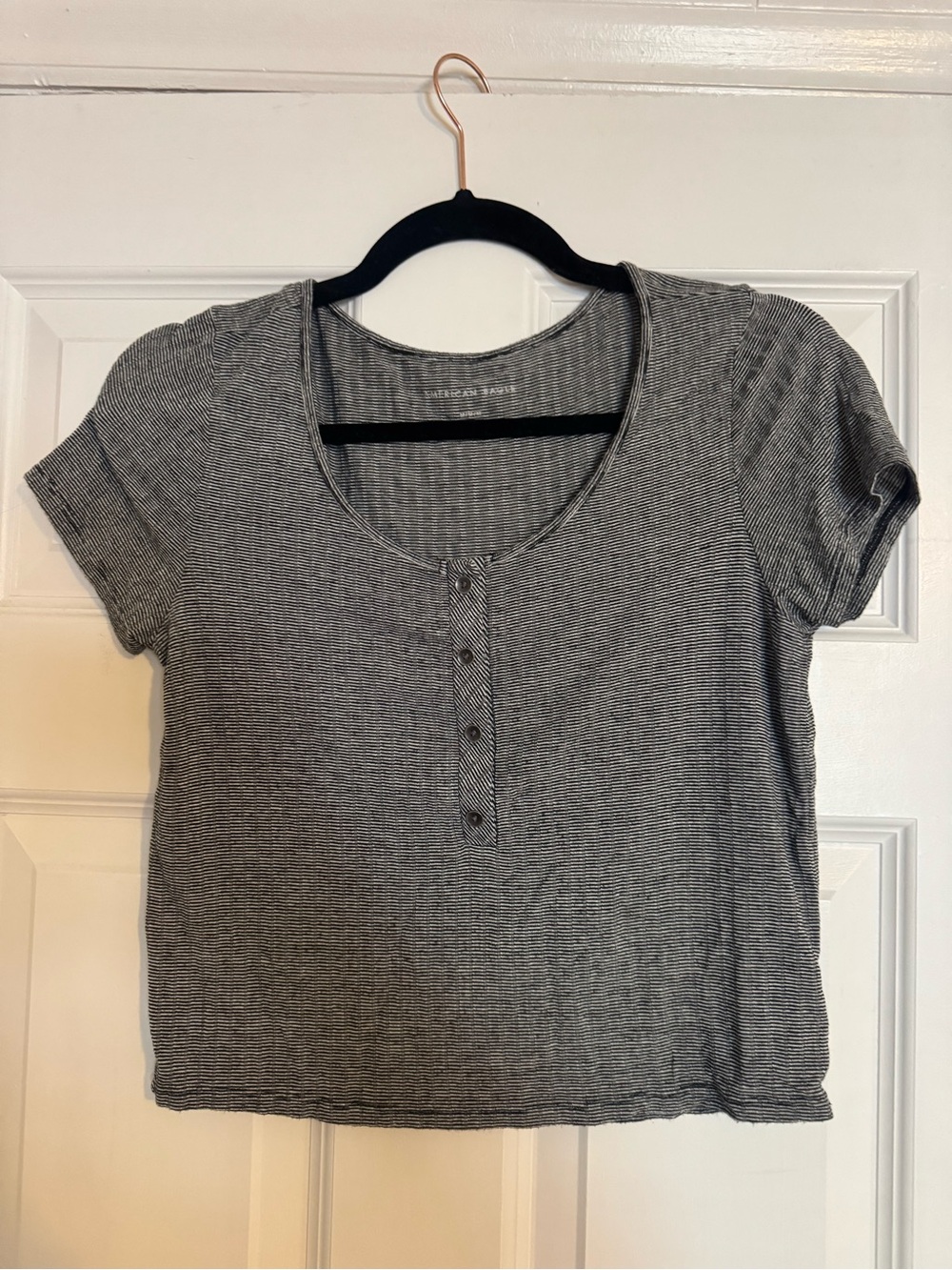 American Eagle top